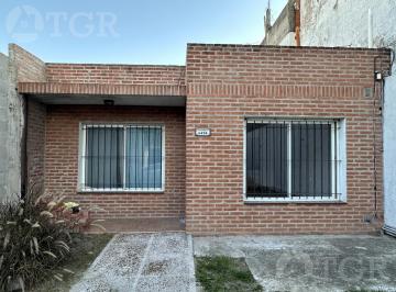 PH · 60m² · 3 Ambientes · Venta PH de 3 Ambientes con Terraza en Pablo Podesta - Apto Credito