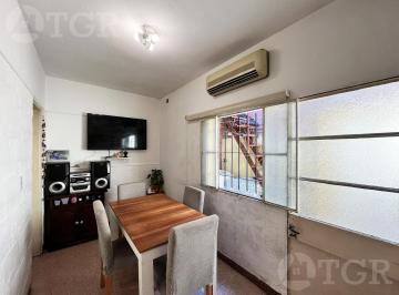 PH · 45m² · 3 Ambientes · PH en Saenz Peña de 3 Amb. Planta Baja con Patio y Terraza