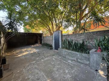 Casa de 5 ambientes, Rosario · Sarmiento Al 3800 - Zona Sur