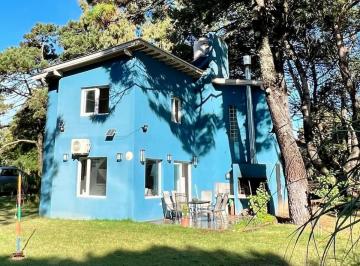 Casa · 90m² · 4 Ambientes · Casa en Venta - 3 Dorm. 1 Baño - 500 m² - Valeria del Mar
