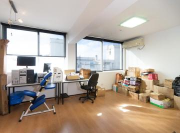 Oficina comercial · 75m² · 4 Ambientes · Oficina en Venta