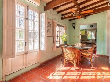 Quinta vacacional · 350m² · 5 Ambientes · 2 Cocheras · Venta Quinta 5 Ambientes - Marcos Paz - Zona Urbana