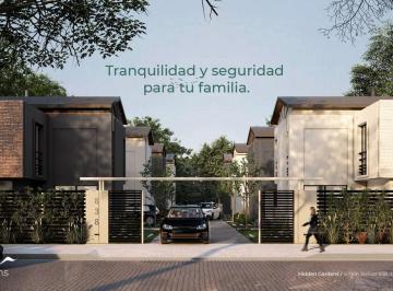 Casa · 100m² · 3 Dormitorios · 1 Cochera · Terreno - Lomas de Zamora Oeste