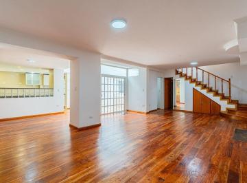 PH · 200m² · 6 Ambientes · Venta Casa PH Centro 5 Dorm. 5 Baños