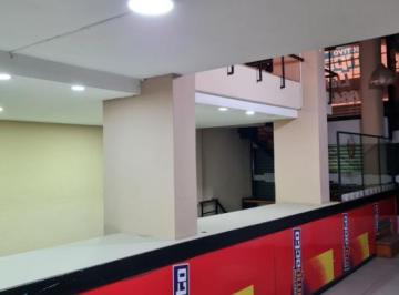 Local comercial · 210m² · 6 Ambientes · Local - San Miguel