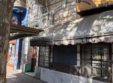 Local comercial · 102m² · 2 Ambientes · Local en Caballito