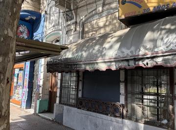 Local comercial · 102m² · 2 Ambientes · Local en Caballito
