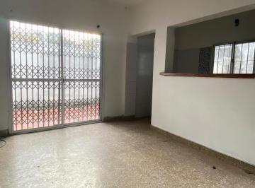 Departamento · 65m² · 3 Ambientes · Oportunidad Casa Interna a Refaccionar Tiro Suizo