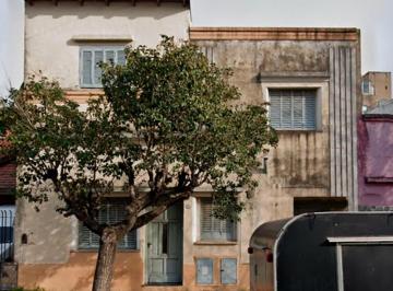 Terreno · 202m² · Amplio Lote Para Construir