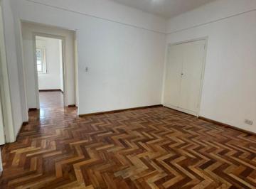 Departamento de 4 ambientes, Morón · Venta Apta Credito Departamento de 4 Ambiente con Balcón. Centro Comercial
