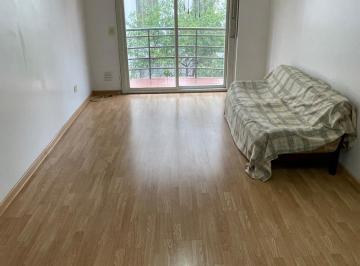 Departamento de 2 ambientes, Balvanera · Hermoso 2 Ambientes Amplios con Balcón en Balvanera 50 m²
