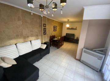 Casa · 125m² · 4 Ambientes · Chalet Multifuncional con Dependencia y Local Al Frente - Excelente Ubicacion