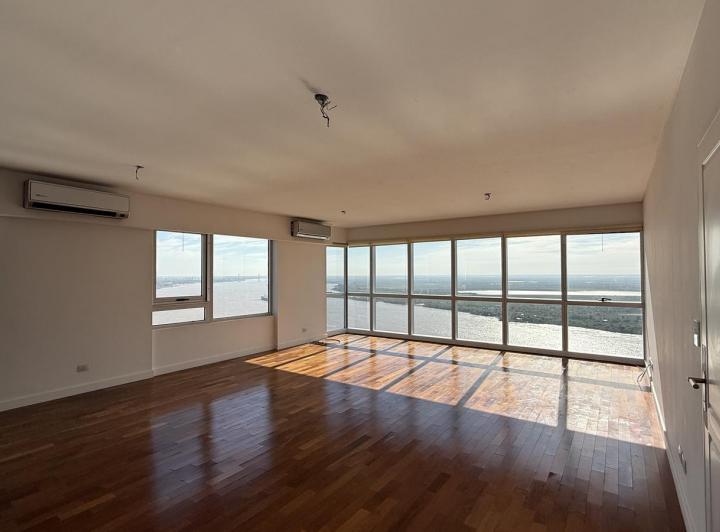 Departamento · 172m² · 5 Ambientes · 1 Cochera