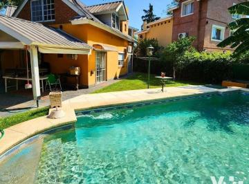 Casa de 4 ambientes, Tigre · B° Cerrado Los Olmos. Venta. Hermosa Casa en 2 Plantas de 4 Amb.