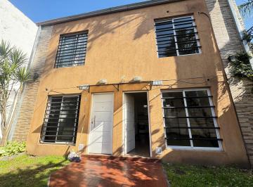 PH de 2 ambientes, Lanús · Duplex de Dos Ambientes Sin Expensas en Alquiler