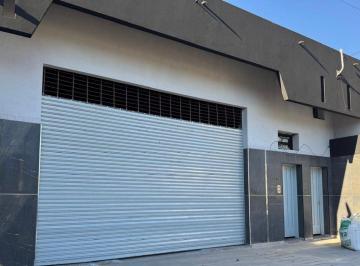 Local comercial · 290m² · 2 Cocheras · Venta Local Comercial Florencio Varela