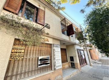 Casa de 7 ambientes, Córdoba · 2 Casas en 1 - Alta Córdoba - 5 Dorm.