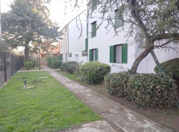 Departamento · 61m² · 4 Ambientes · Departamento en Alquiler de 2 Dorm. en Complejo Cerrado, Zona Sur