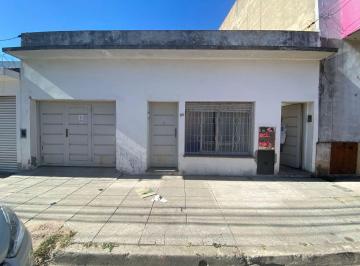 DEF-DEF-1601_2 · Casa 5 Ambientes. | Cnel. Ramon Falcon Al 3600