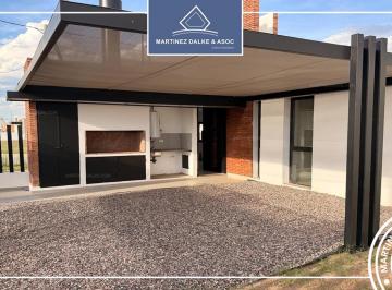 Casa · 96m² · 3 Ambientes · 2 Cocheras · Quebradas de Manantiales - Duplex Premium de Una Sola Planta!