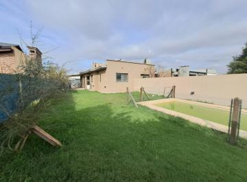 Casa · 80m² · 4 Ambientes · Casa de Dos Dorm. en Alquiler. Las Acequias, Roldán