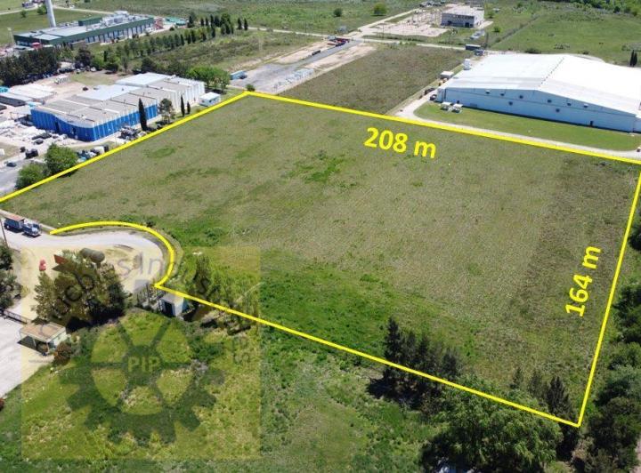Terreno · 32555m²