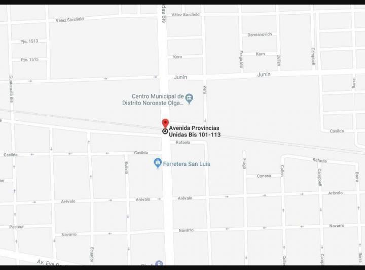 Terreno · 140m² · 8 Ambientes