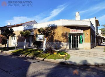 Casa · 160m² · 4 Ambientes · 2 Cocheras · Venta Casa 3 Amb Cochera y Local