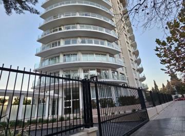Departamento de 6 ambientes, Ciudad de Mendoza · Espectacular Departamento en Alquiler Frente a Parque San Martin