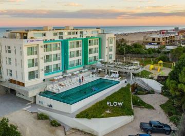 Departamento · 49m² · 2 Ambientes · 1 Cochera · Venta de Departamento Las Gaviotas Vista Al Mar