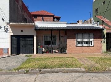 Casa · 105m² · 3 Ambientes · 1 Cochera · Venta Casa 3 Ambientes Remedios de Escalada