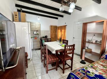 Casa · 61m² · 3 Ambientes · Permuta Casa Pasillo Amenabar 7100
