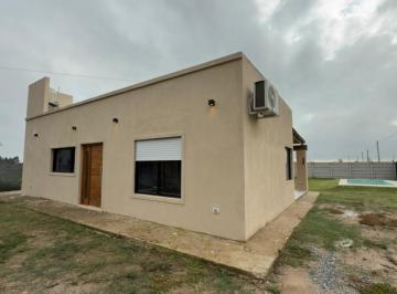 Casa de 4 ambientes, Ranchos · Gran Casa de 151 m². Zona de Quintas. Ranchos, Gral. Paz.