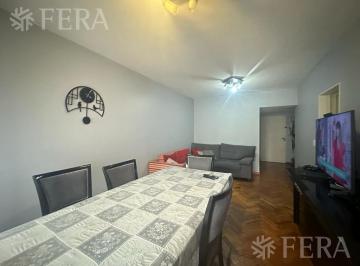 Departamento · 77m² · 4 Ambientes · 1 Cochera · Venta Departamento de 4 Ambientes con Balcón en Wilde
