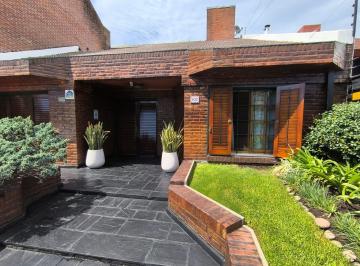 Casa · 280m² · 4 Ambientes · 3 Cocheras · Chalet Merlo - Casa Merlo - Chalet Venta - Casa Venta