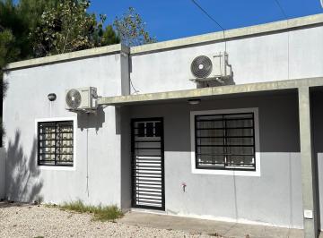Frente · Chalet en Mar del Tuyú - Venta