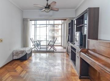 Departamento · 67m² · 4 Ambientes · Departamento 4 Amb con Baulera y Balcon Aterrazado!