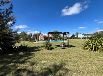 Casa de 5 ambientes, Magdalena · Hermosa Casa Quinta en Bavio