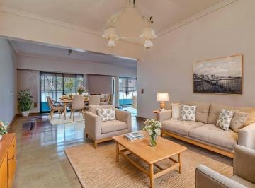 Departamento · 172m² · 5 Ambientes · 1 Cochera · Venta. Piso. 3 Dorm. con Dependencia. Balcon Al Frente. Zona de Embajadas