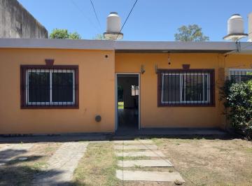 Casa · 110m² · 4 Ambientes · 2 Cocheras · Casa Venta - 4 Ambientes - Maschwitz Centro - Escobar - Apta Credito
