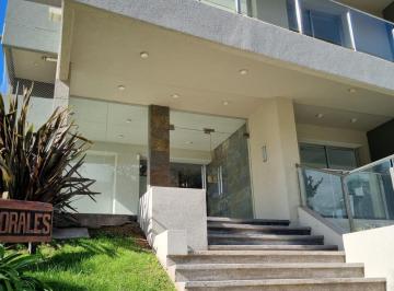Departamento de 3 ambientes, Villa Gesell · Departamento a Estrenar Zona Centro con Cochera