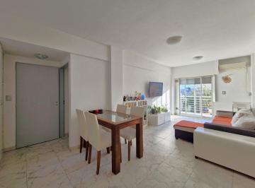 Departamento · 52m² · 2 Ambientes · Venta Departamento Pompeya 2 Amb Divisible a 3 Amb