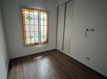 PH · 61m² · 3 Ambientes · Venta de PH de 3 Ambientes Reciclado a Nuevo en Floresta