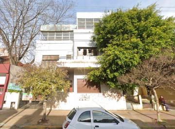 Casa · 300m² · 7 Ambientes · 1 Cochera · Venta Casa Apto Comercial Quilmes