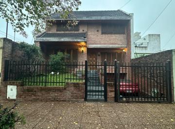 Casa de 4 ambientes, Villa Real · Casa en Dos Plantas en Venta