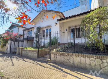 Casa de 6 ambientes, San Isidro · Casa en Venta en Bajo San Isidro