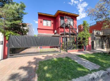 Casa de 3 ambientes, San Isidro · Impecable Casa en Venta en Boulogne con Pileta y Parrilla