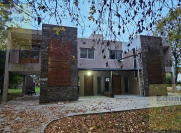 Casa · 80m² · 3 Ambientes · 1 Cochera · Casa Tipo Duplex Al Frente en Alquiler en Parque Las Naciones