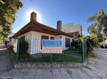 Casa de 3 ambientes, Morón · Hermosa Casa en Esquina 3 Ambientes/ Haedo Sur