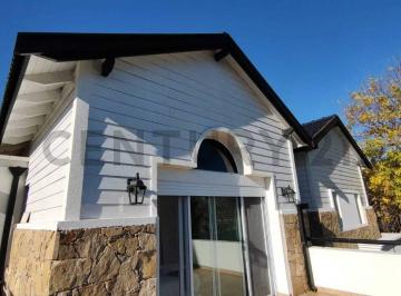 Casa · 345m² · 6 Ambientes · Casas en Venta en Hudson, Barrio Privado,5 Dorm. con Pileta